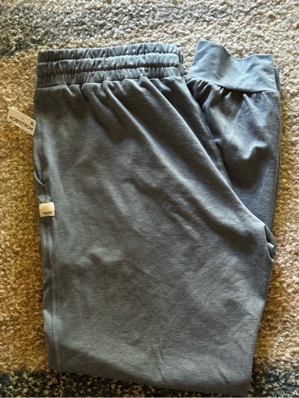 NEW Vuori Performance Joggers in Smoke Blue Heather - Picture 5 of 5